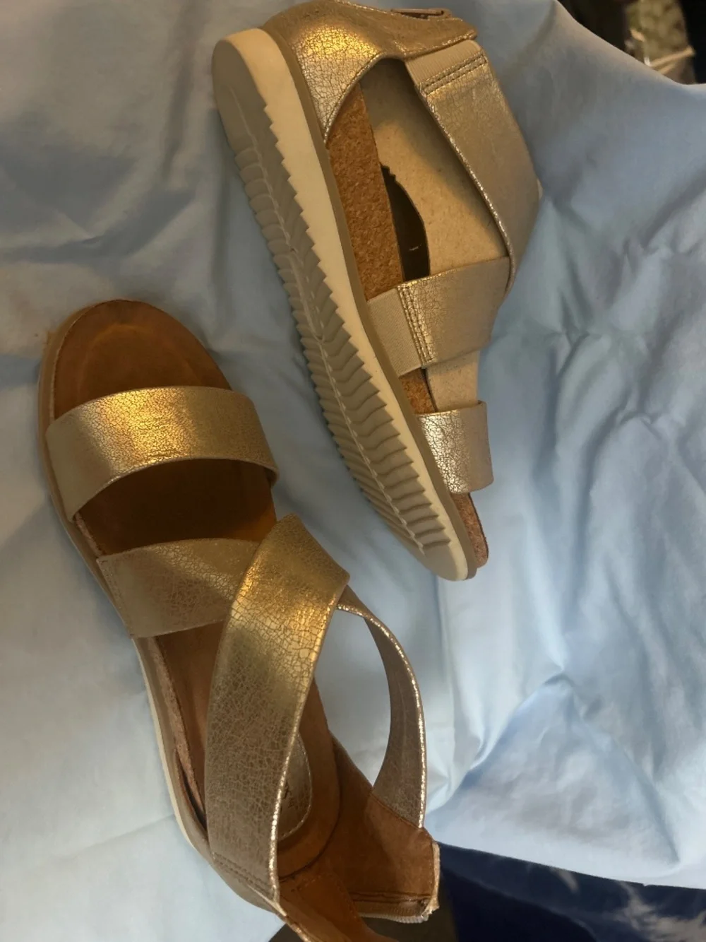 Great for everyday sandals or going out fancy sandals!! - Picture 2 of 4